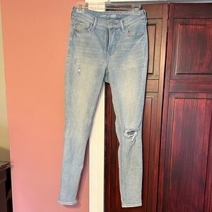 Old Navy Light Blue Ripped Rockstar Super Skinny Jeans